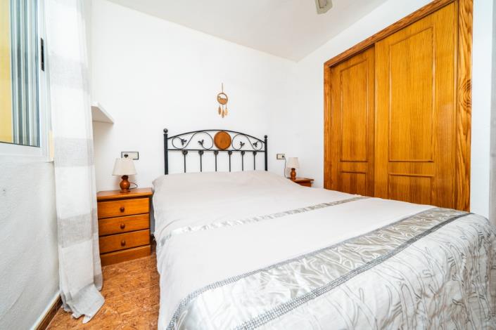 Image No.24-3 Bed Quad for sale