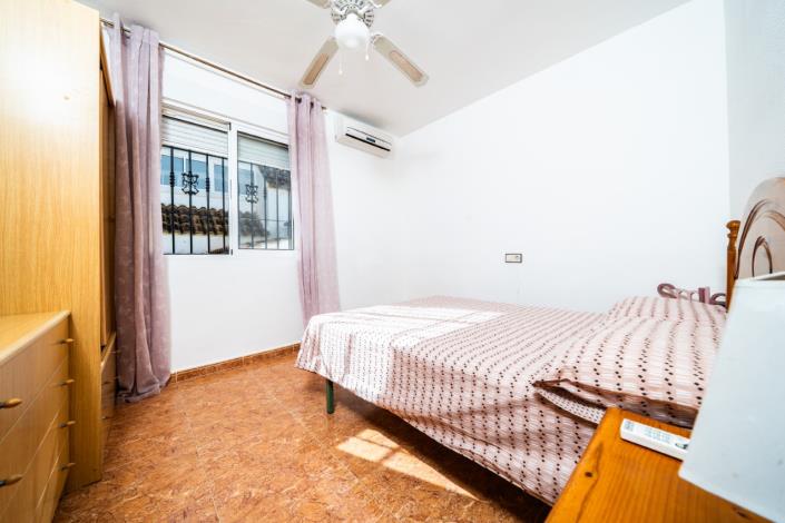 Image No.25-3 Bed Quad for sale