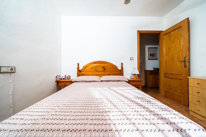 Image No.27-3 Bed Quad for sale