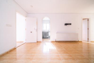 Villa-for-Sale-in-La-Marina--15---Portals-