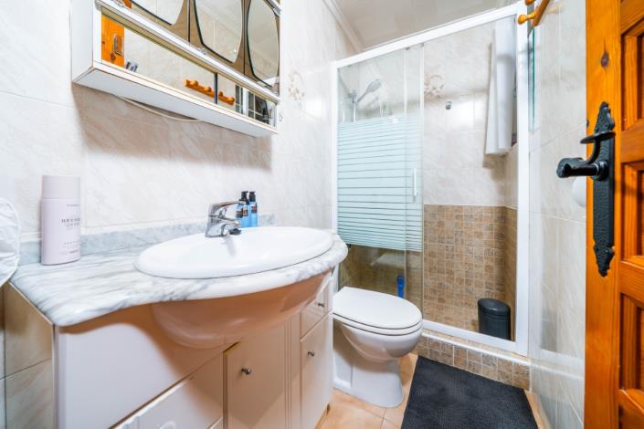 Image No.29-3 Bed Villa for sale