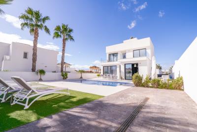 Modern-Villa-for-sale-in-Costa-Blanca--2---Canva-