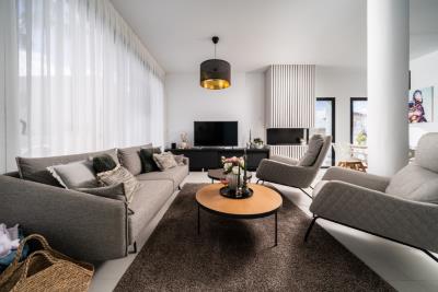 Modern-Villa-for-sale-in-Costa-Blanca--11---Canva-