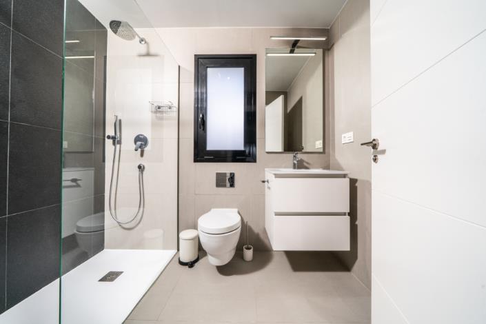 Image No.18-3 Bed Villa for sale