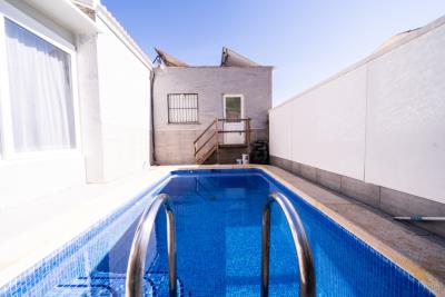 Investment-Property-for-sale-in-La-Marina--4---Canva-