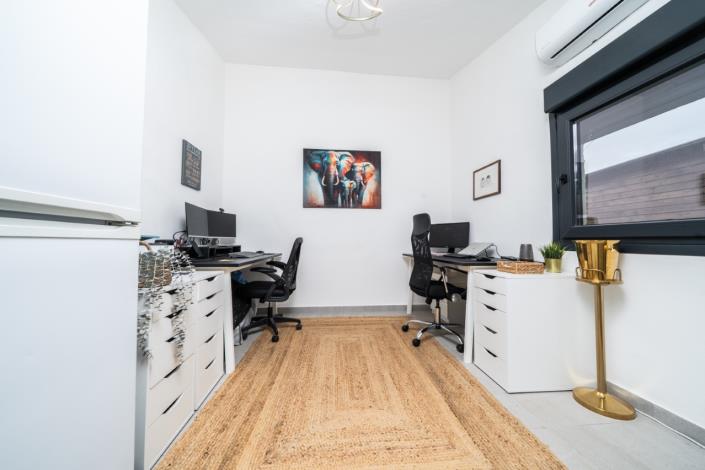 Image No.27-3 Bed Villa for sale