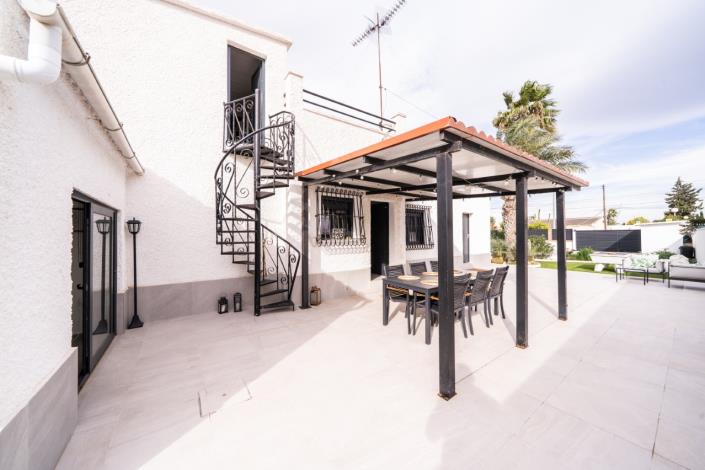 Image No.28-3 Bed Villa for sale