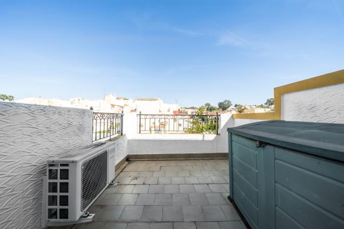 Image No.22-3 Bed Villa for sale