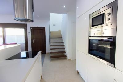 Modern-House-for-sale-in-La-Marina--12---Canva-