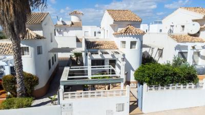 Villa-for-sale-in-La-Marina-with-communal-pool--4---Portals-