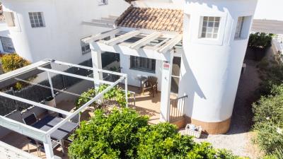 Villa-for-sale-in-La-Marina-with-communal-pool--5---Portals-