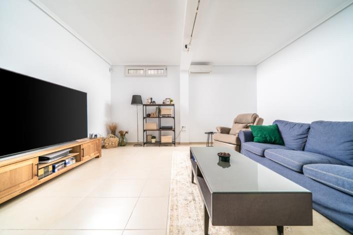 Image No.23-3 Bed Villa for sale