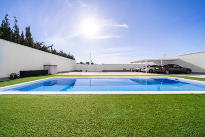 Luxury-Villa-for-sale-in-Alicante--7---Portals-