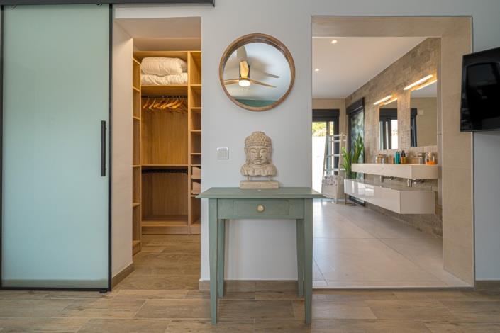 Image No.43-5 Bed Villa for sale