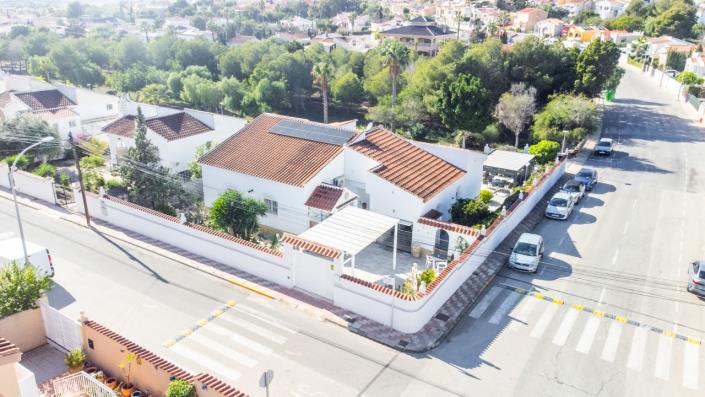 Image No.58-3 Bed Villa for sale