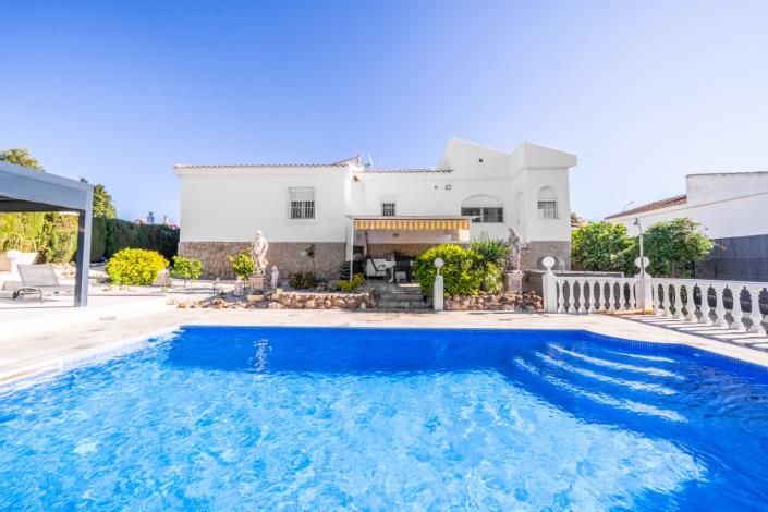 Image No.7-3 Bed Villa for sale