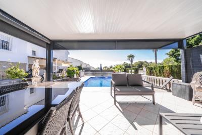 Luxury-Detached-Villa-for-sale-in-La-Marina--9---Canva-