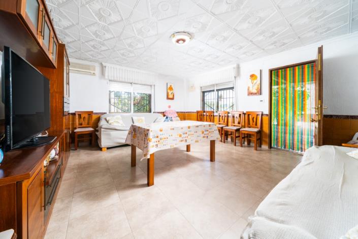 Image No.30-4 Bed Villa for sale