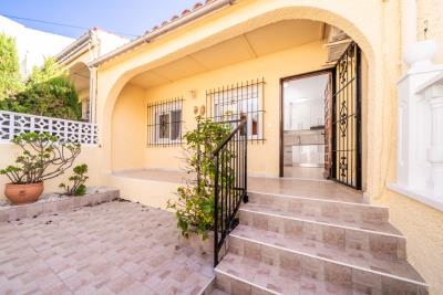 Property-for-sale-in-La-Marina--4---Portals-