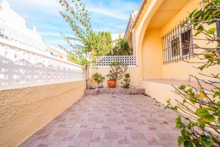 Image No.6-1 Bed Townhouse for sale