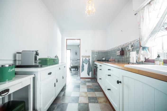 Image No.20-9 Bed Villa for sale