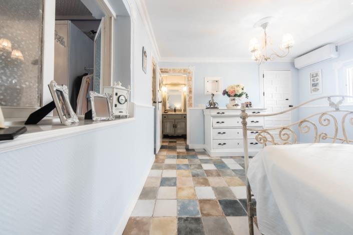 Image No.24-9 Bed Villa for sale