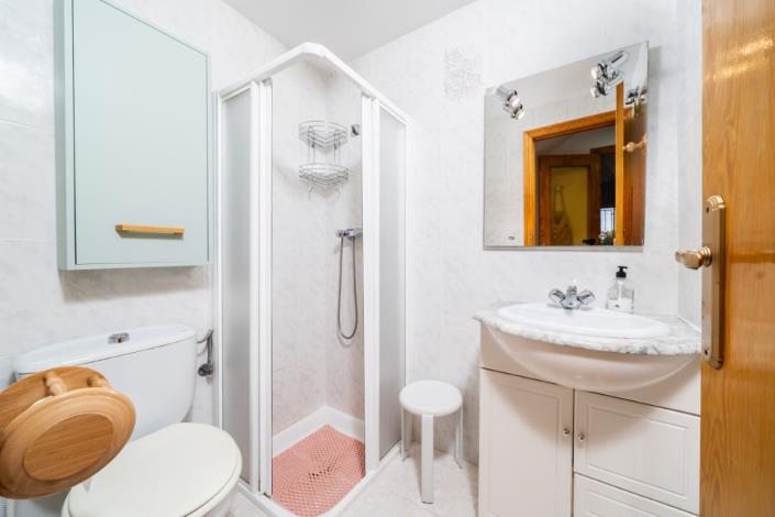 Image No.26-4 Bed Quad for sale