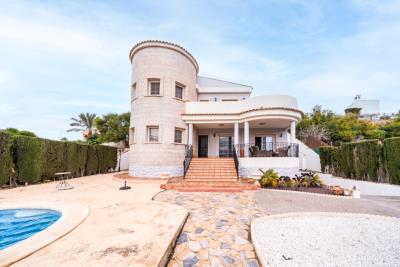 Detached-Villa-for-sale-in-Costa-Blanca--1---Portals-