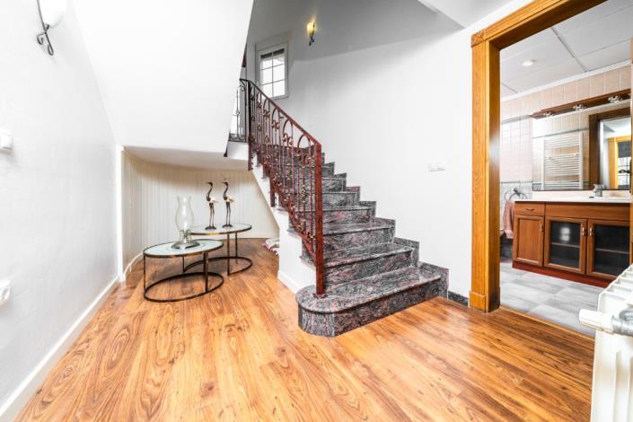 Image No.26-4 Bed Villa for sale