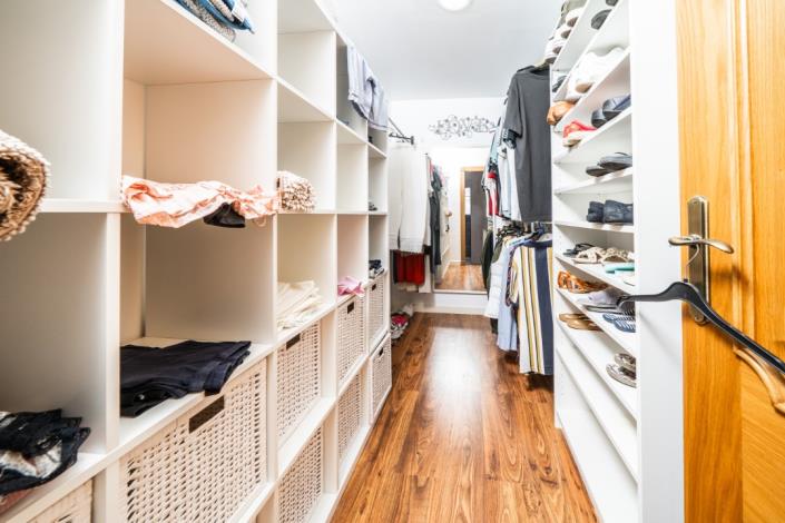 Image No.29-4 Bed Villa for sale