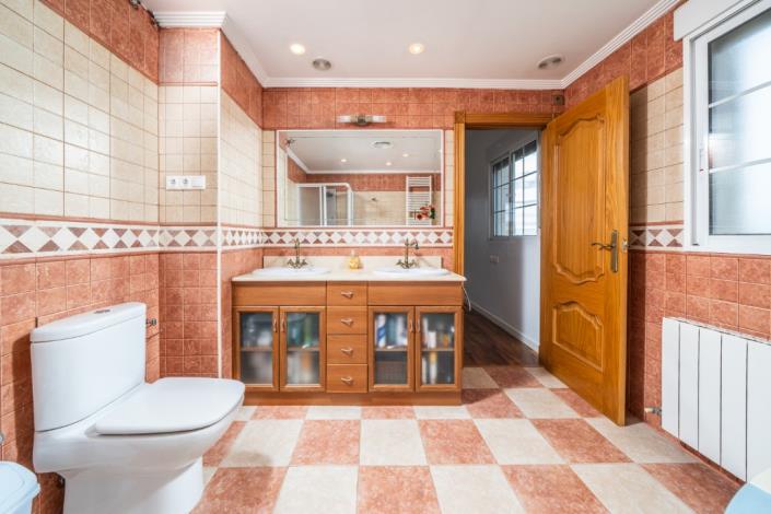 Image No.31-4 Bed Villa for sale