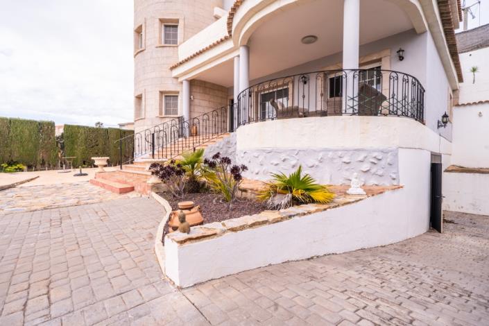 Image No.41-4 Bed Villa for sale