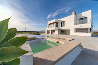 Modern-Villa-for-Sale-in-La-Marina--1-