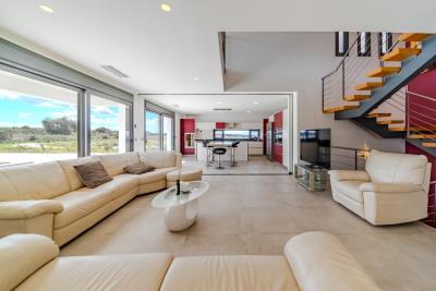 Modern-Villa-for-Sale-in-La-Marina--10-