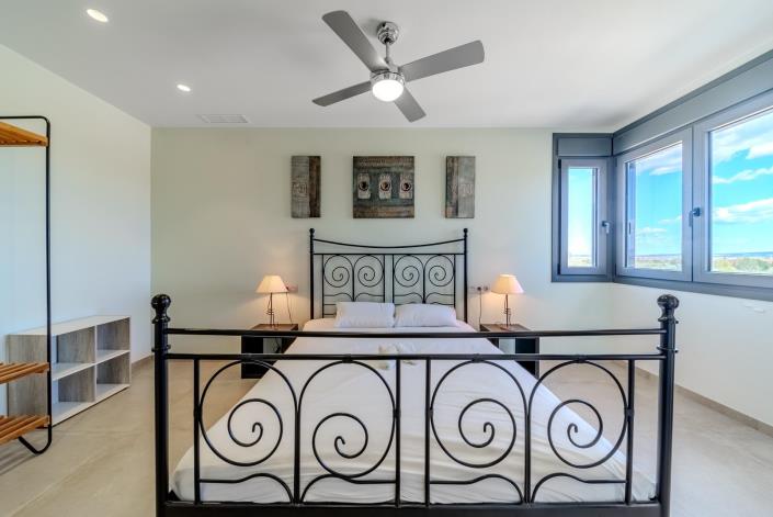 Image No.28-5 Bed Villa for sale