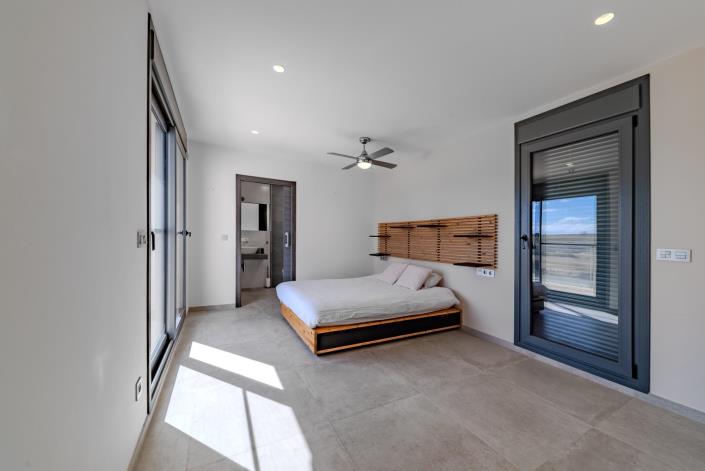 Image No.32-5 Bed Villa for sale