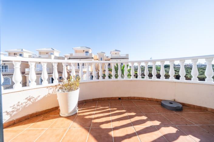 Image No.25-3 Bed Villa for sale