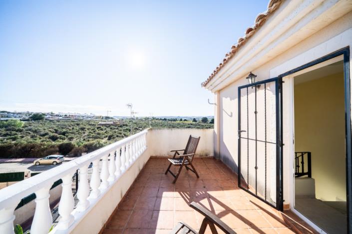 Image No.31-3 Bed Villa for sale