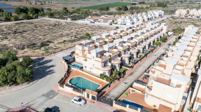 Image No.36-3 Bed Villa for sale