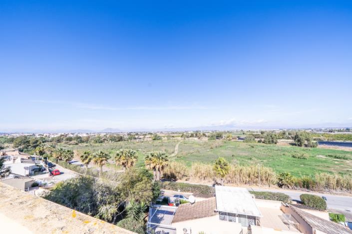 Image No.29-2 Bed Townhouse for sale