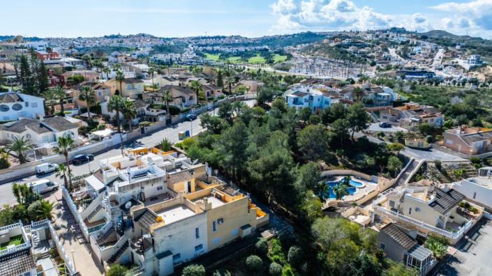 Image No.34-2 Bed Townhouse for sale