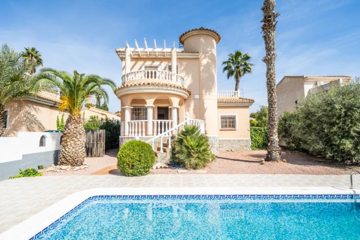 Image No.3-3 Bed Villa for sale