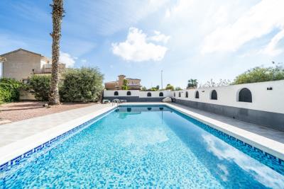 Detached-Property-for-sale-in-La-Marina--5---Canva-