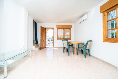 Detached-Property-for-sale-in-La-Marina--12---Canva-