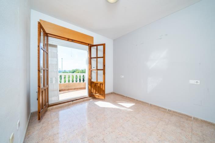 Image No.29-3 Bed Villa for sale