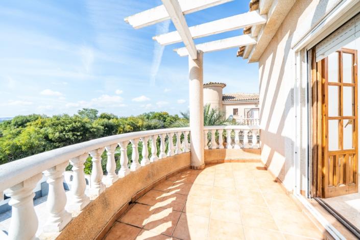 Image No.31-3 Bed Villa for sale