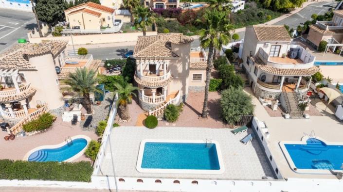 Image No.37-3 Bed Villa for sale