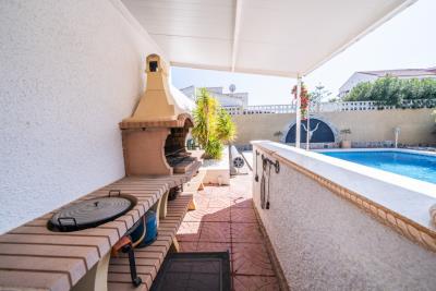 Villa-with-private-pool-for-sale-in-Ciudad-Quesada--7---Portals-