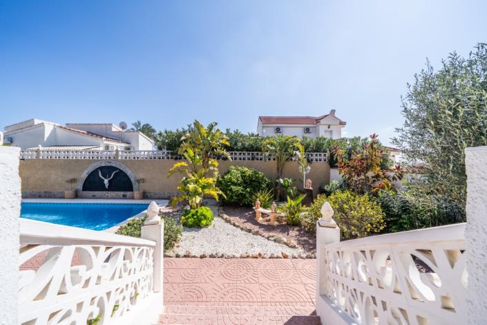 Image No.13-3 Bed Villa for sale