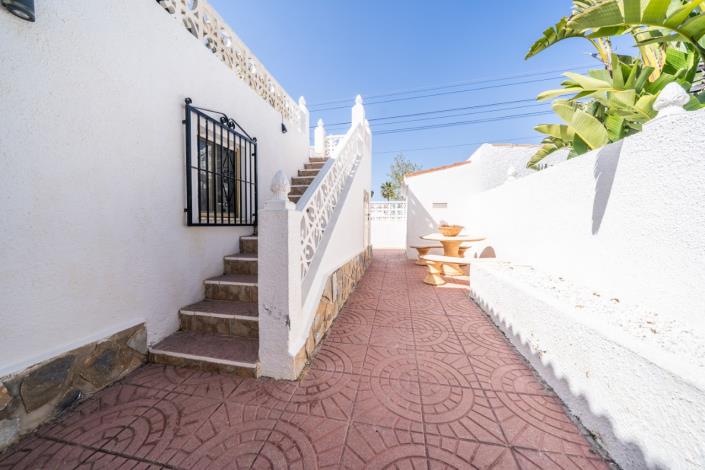 Image No.34-3 Bed Villa for sale